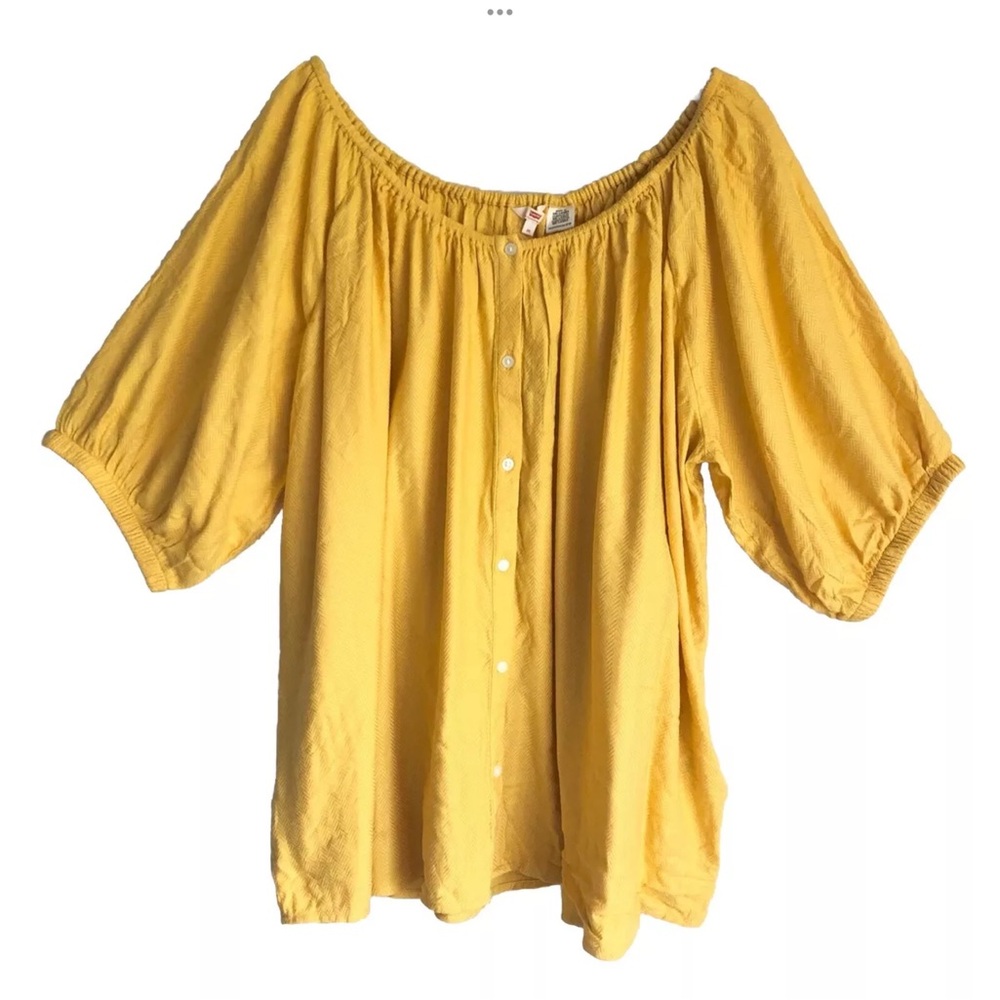Levi’s off the shoulder Top Blouse